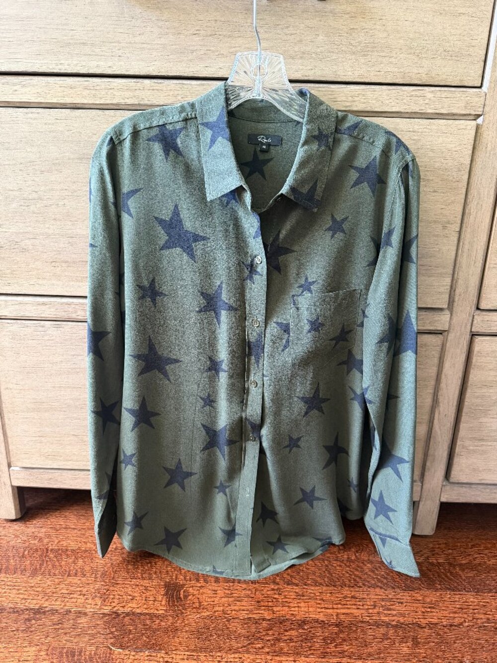 Rails Kate Sage Black Star 100% Silk Button Down Shirt M